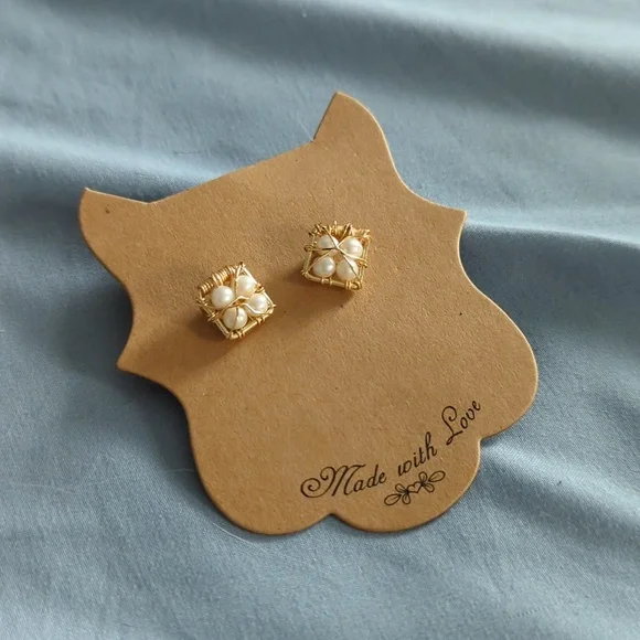 🍍Handmade Wire Wrapped Faux Pearl Earrings 🍍 - Picture 2 of 4